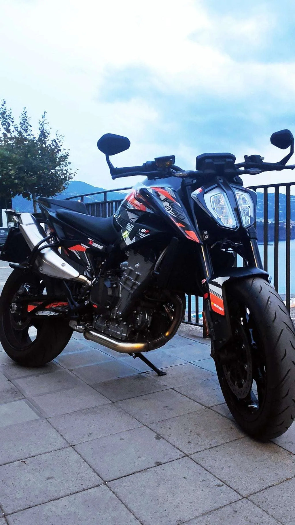 kit grafiche per ktm duke 790 / 890 Júzi