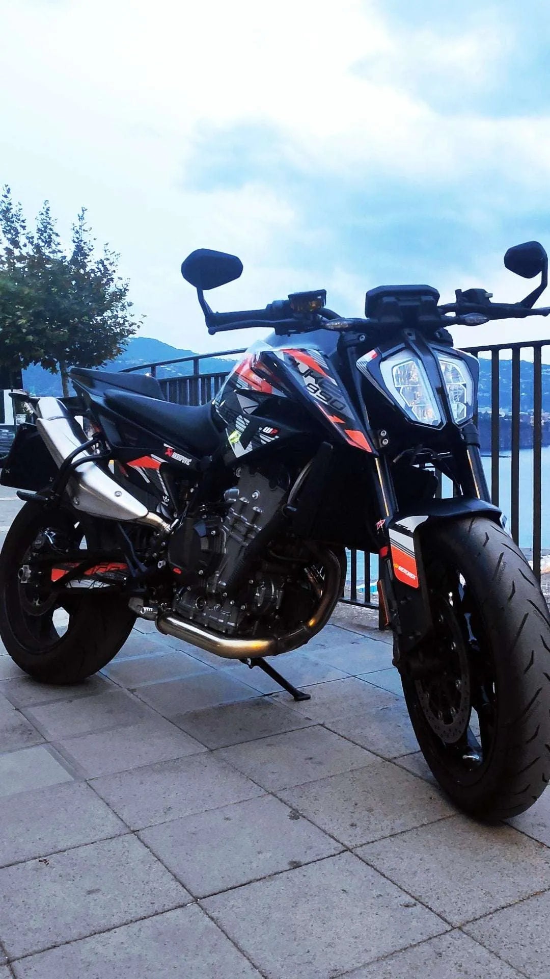 kit grafiche per ktm duke 790 / 890 Júzi