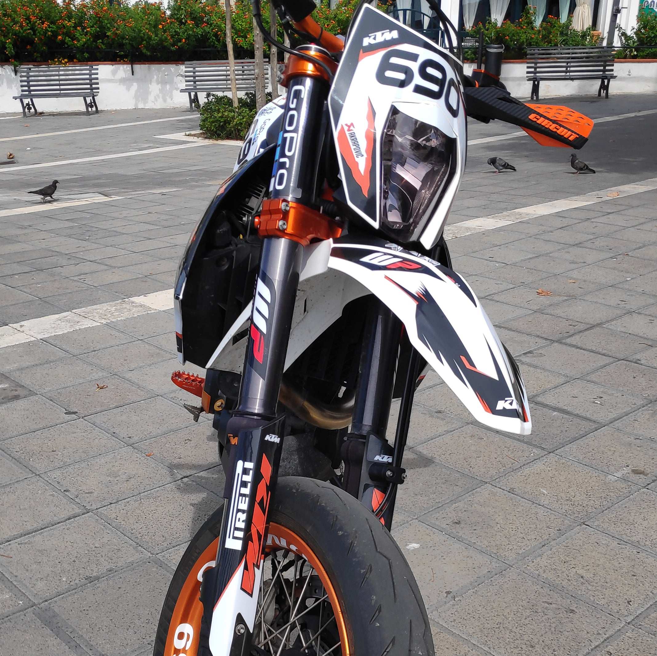 kit grafiche smc 690 2012 - 2018