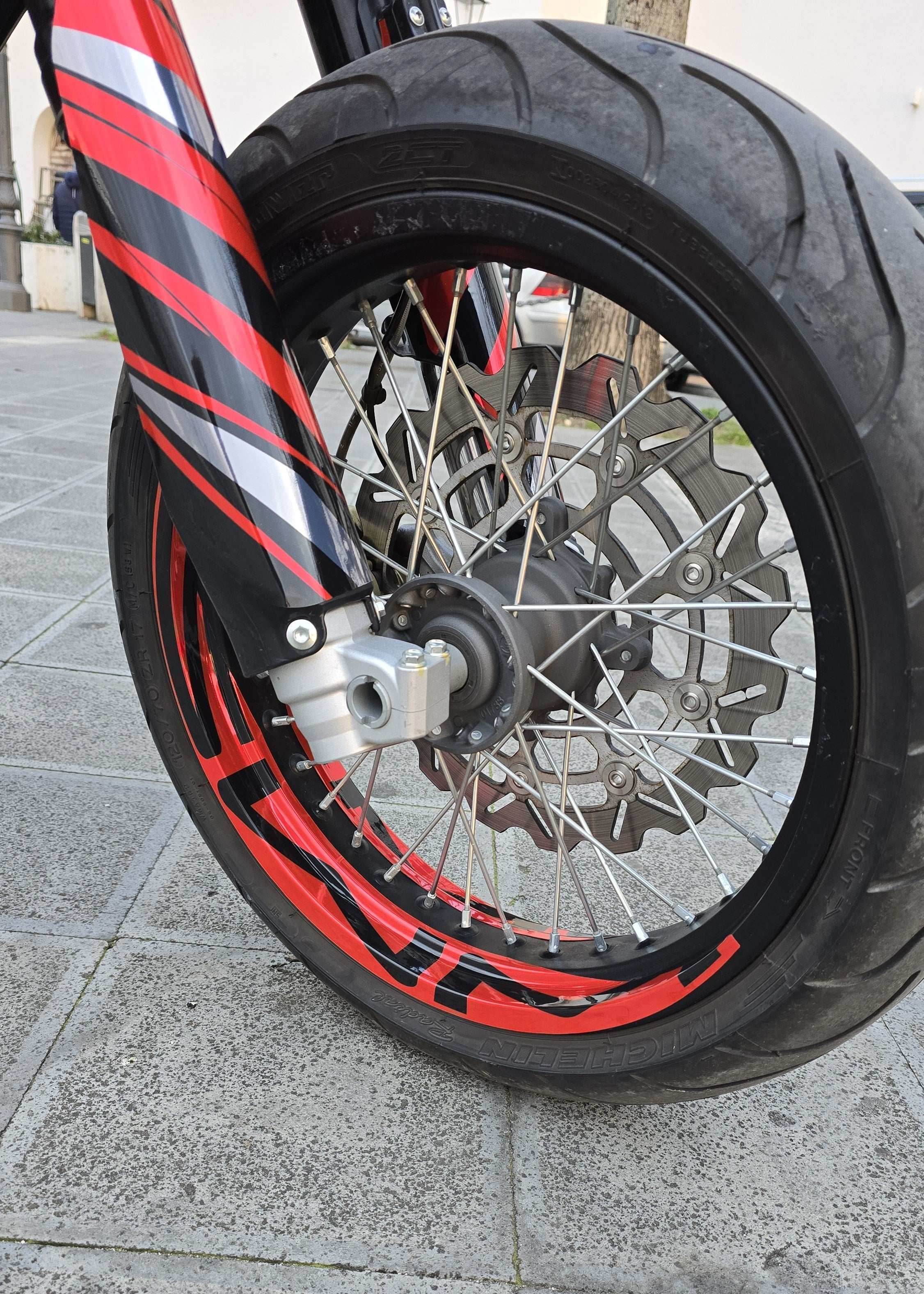 kit grafiche per Swm SM 500 R rossa - Zamode