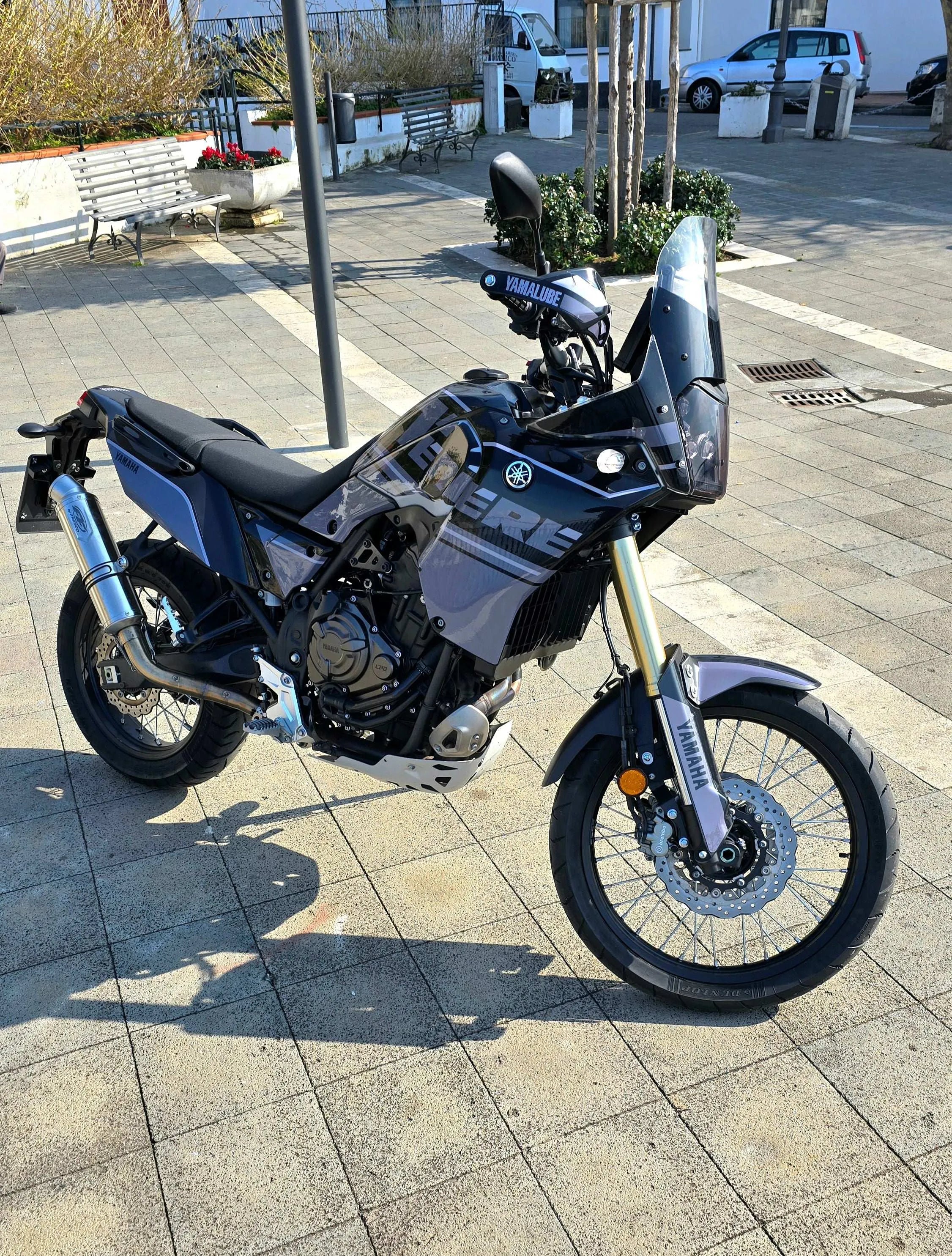 kit grafiche Yamaha Tenere 700 GRIGIO NERO