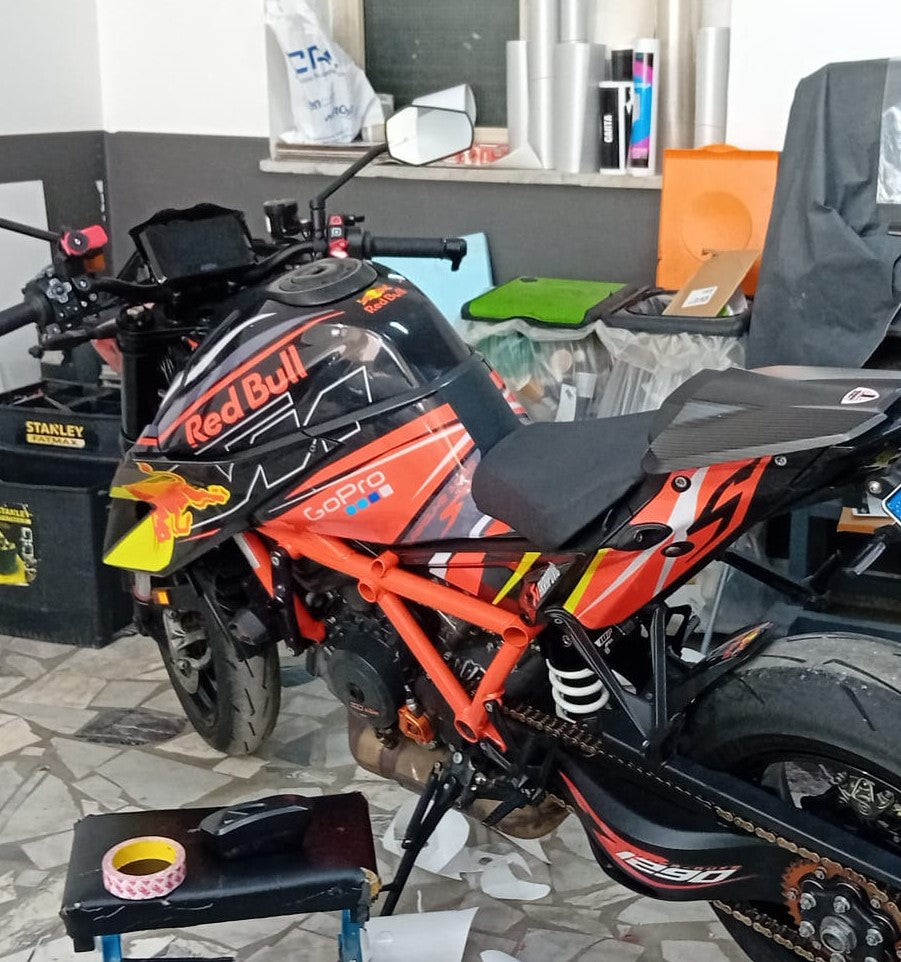 Superduke 1290 R RB black graphic kit