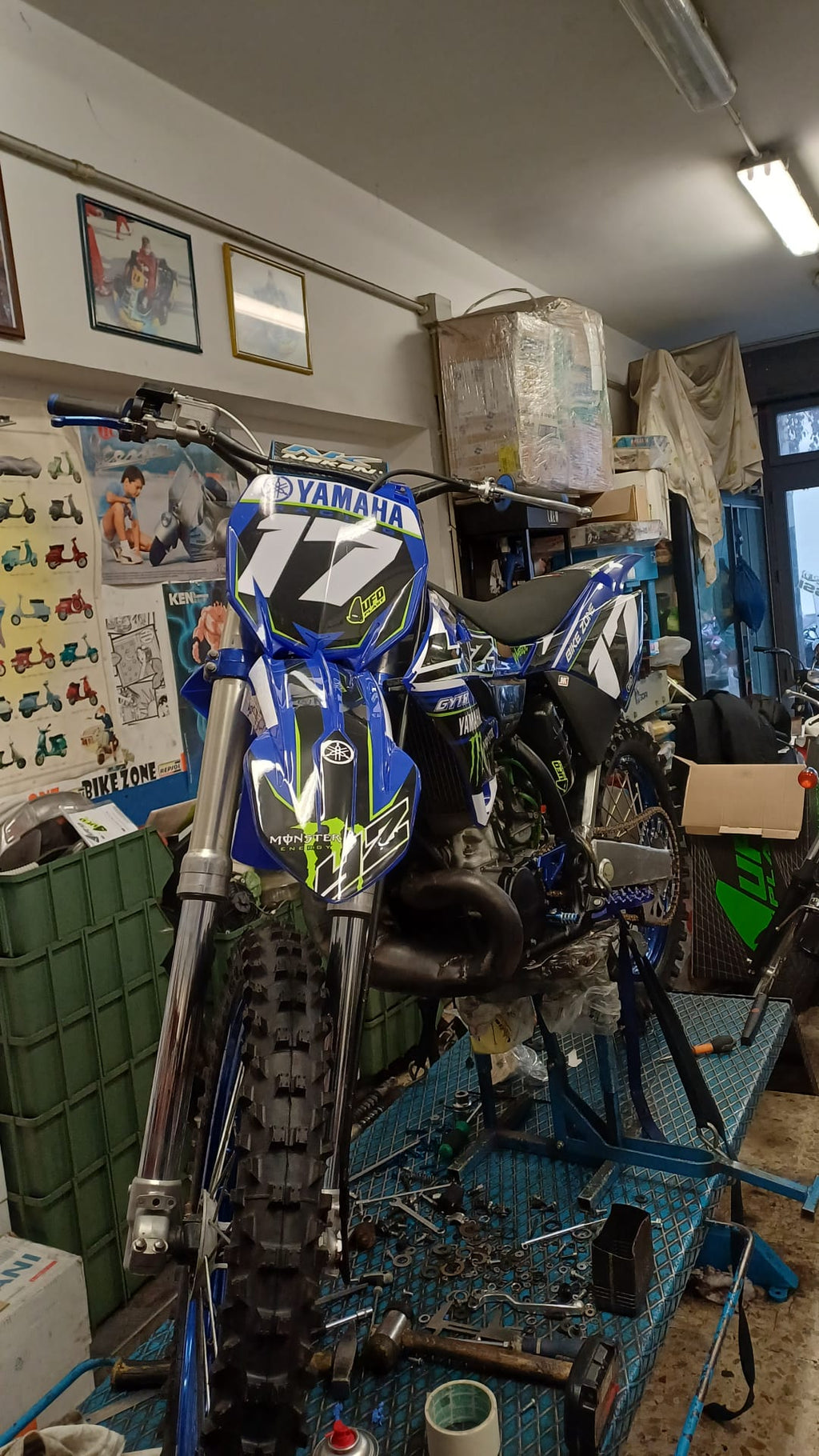 Graphic kits for YZ 125/250 2022/2024