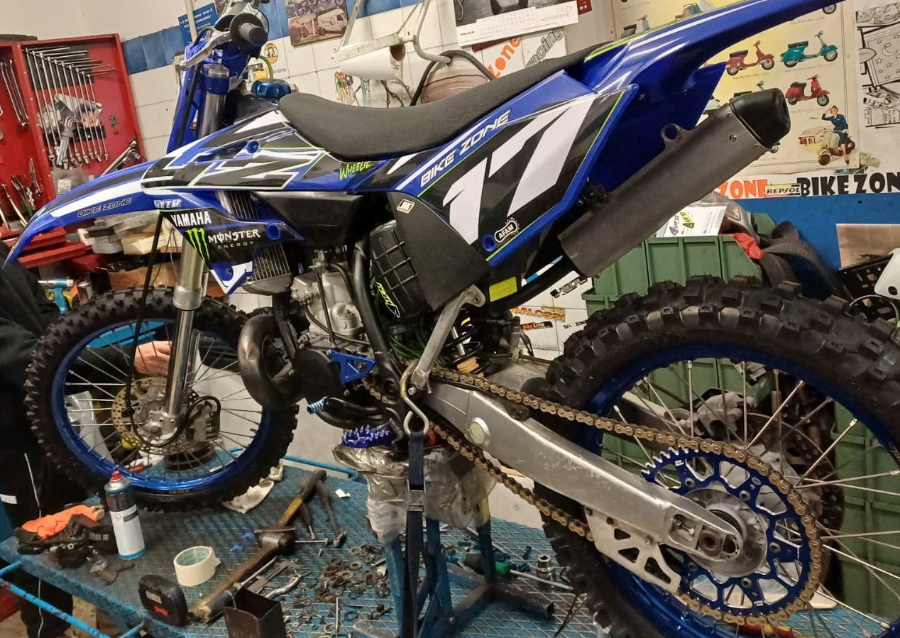Graphic kits for YZ 125/250 2022/2024