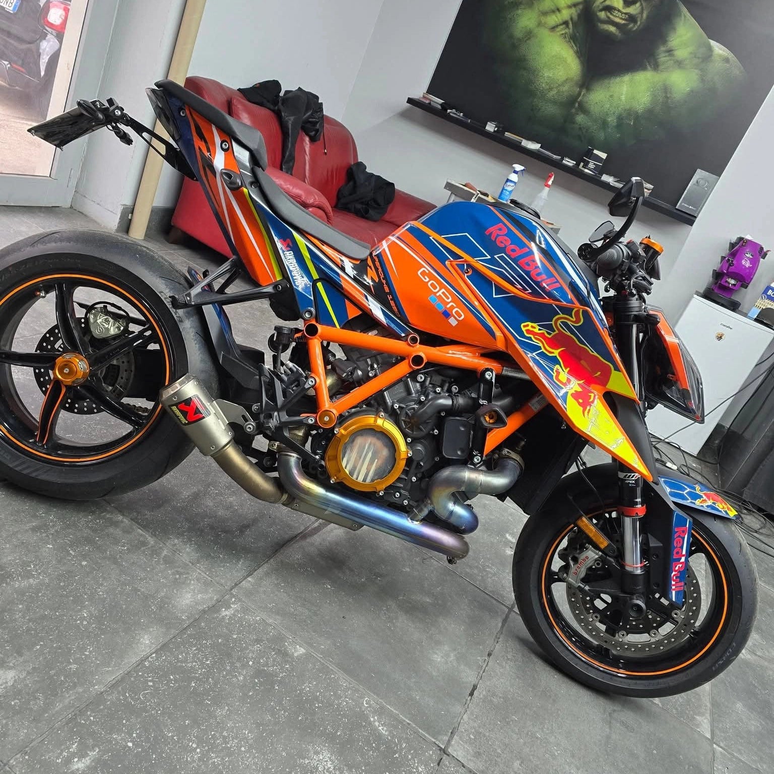 Superduke 1290 R RB blue graphics kit