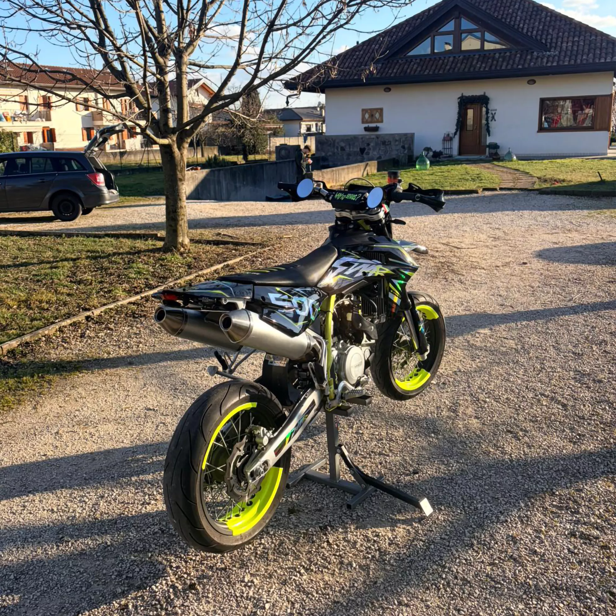 Graphics kit for Swm SM 500 R crazy yellow